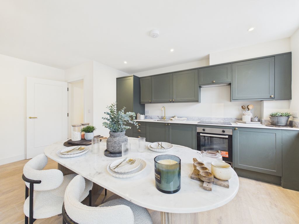 Property photo 1 of 5 Cam03519G0-Pr0498-Still013