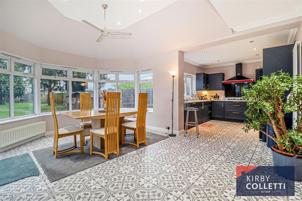 Property photo 3 of 39 Family Room