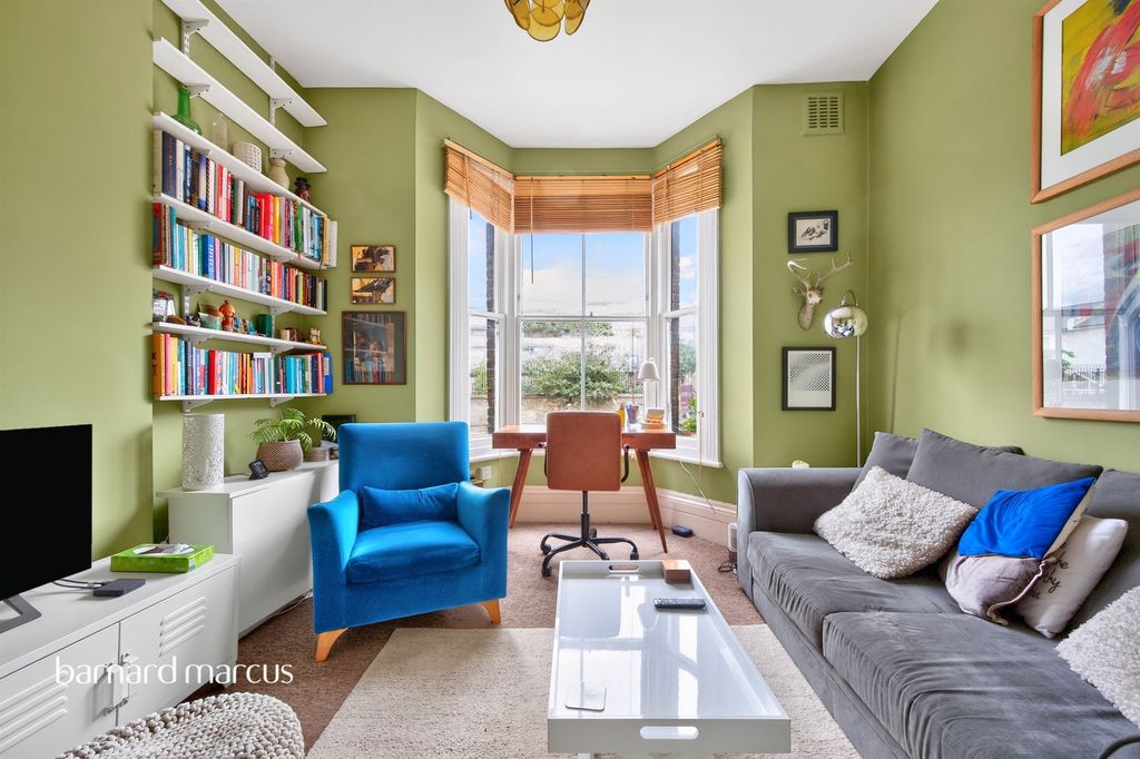 Property photo 1 of 13