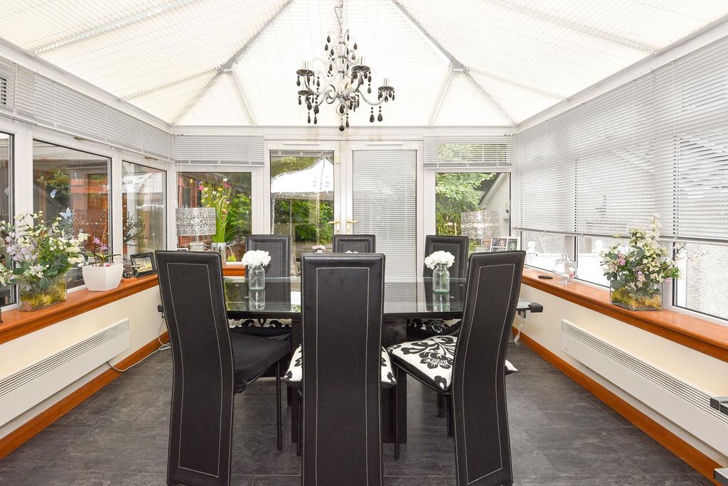 Property photo 2 of 49 Dunstaffnage House Grantown On Spey