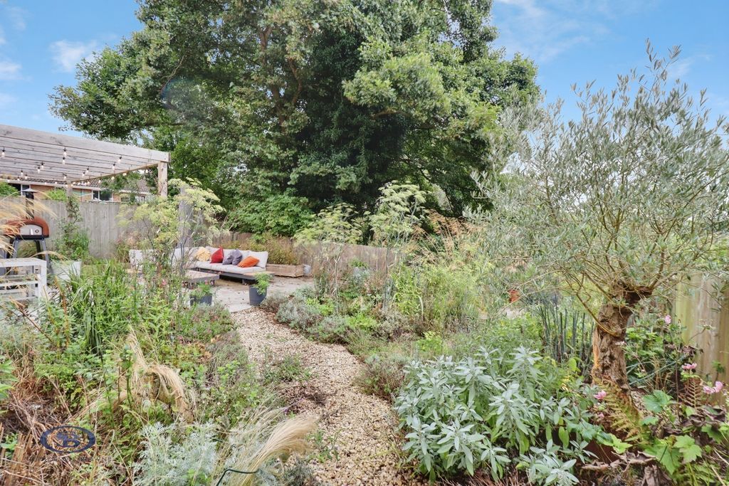 Property photo 3 of 30 Pbox-Img.Jpg