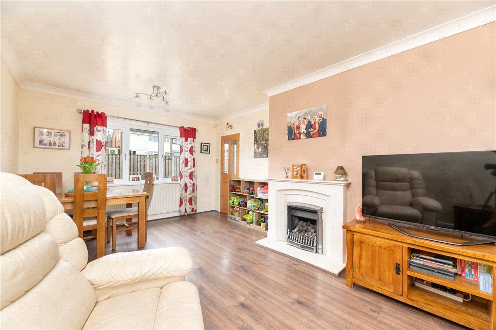 Property photo 2 of 23 Living Room