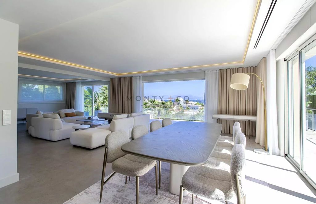 Property photo 1 of 16 Sale Fully Renovated 7 Bedroom Villa With Sea View, Cap D'antibes