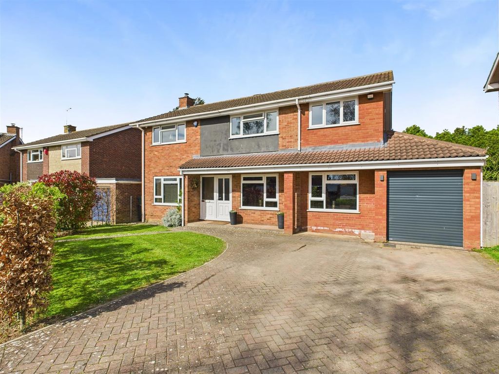 Property photo 1 of 31