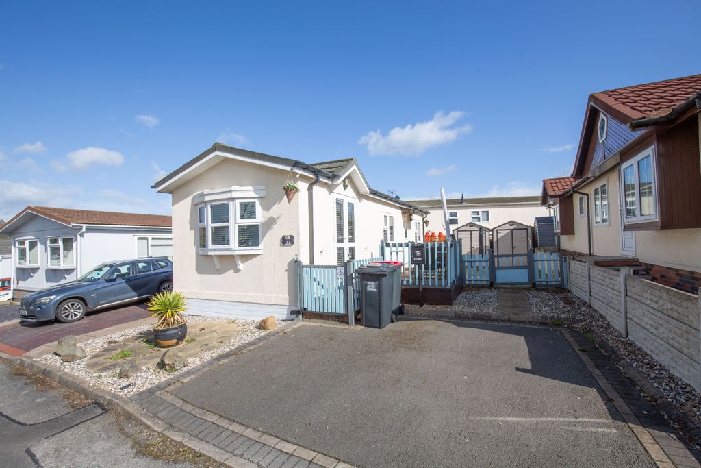 Property photo 1 of 10 Untitled-3