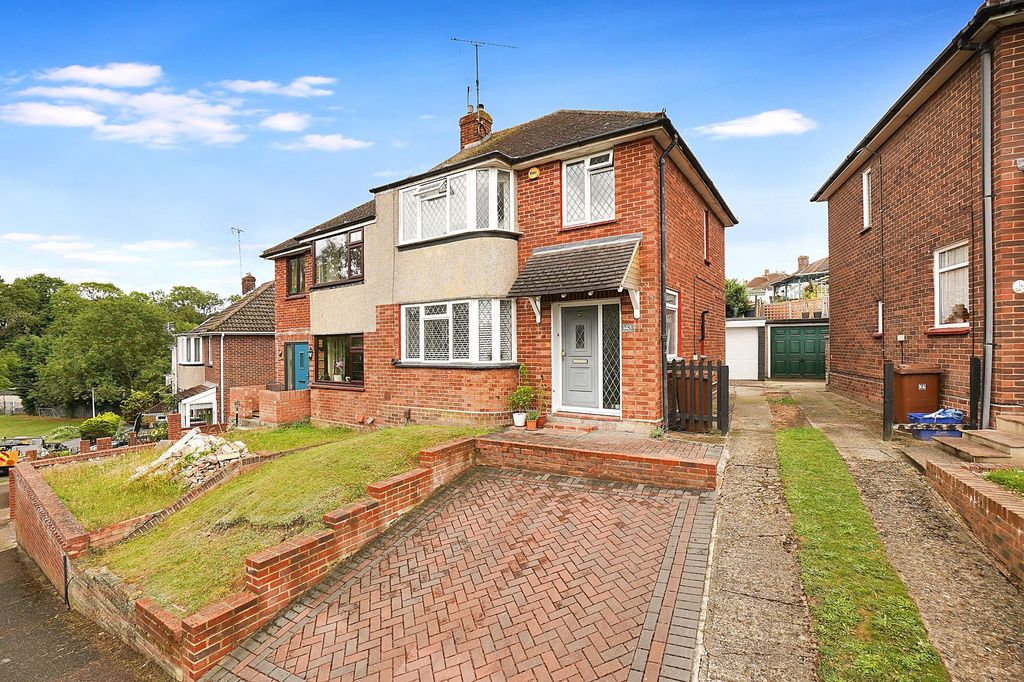 Property photo 1 of 16