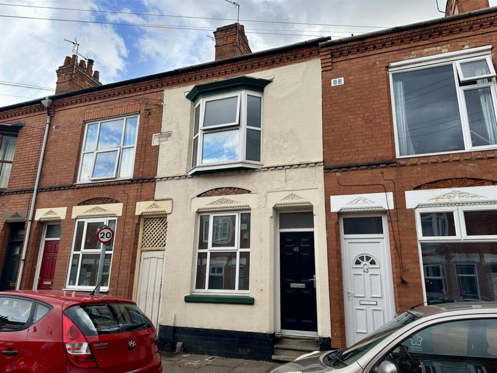 Property photo 1 of 9