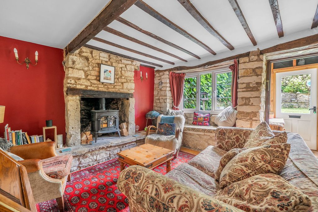 Property photo 2 of 30
