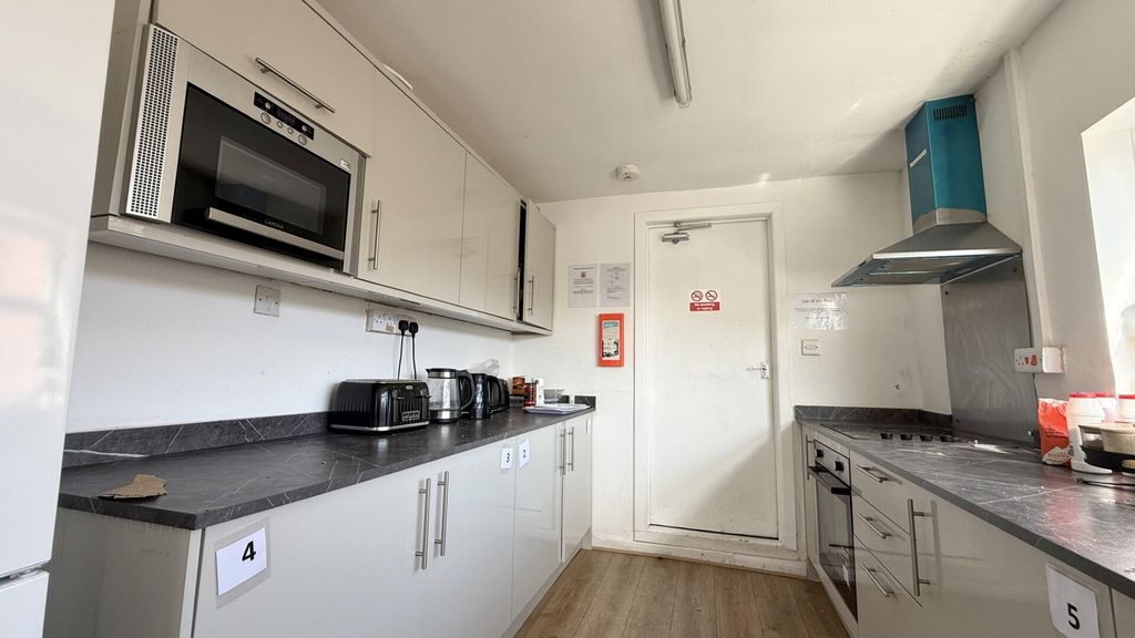 Property photo 2 of 13 Kitchen