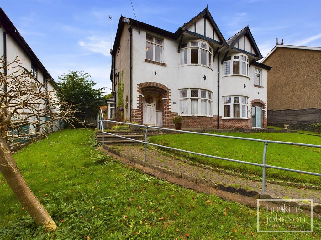 Property photo 1 of 25