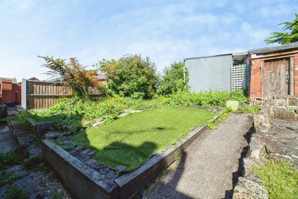 Property photo 3 of 12
