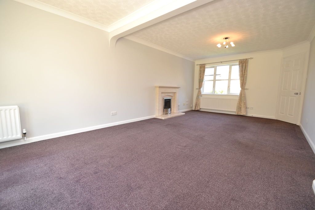 Property photo 3 of 26 Photograph 3