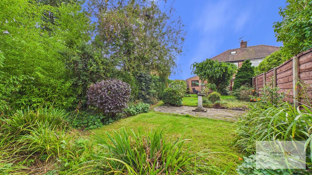 Property photo 2 of 18 Rear Garden