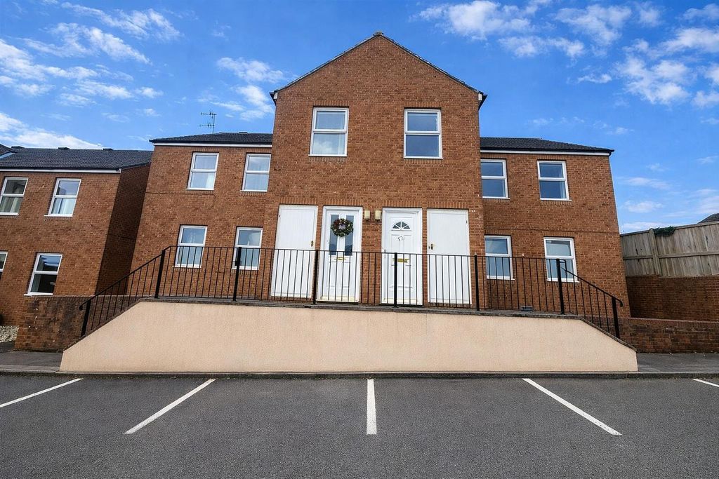 Property photo 1 of 6 1.Png