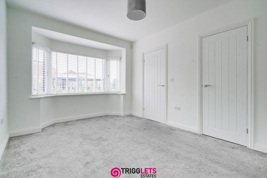 Property photo 3 of 31