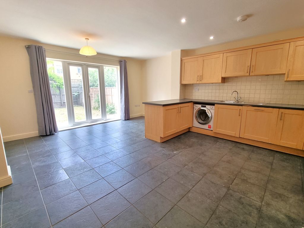 Property photo 1 of 26