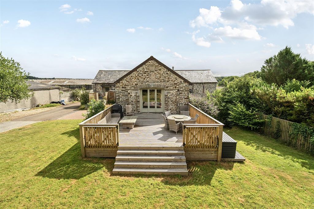Property photo 1 of 30