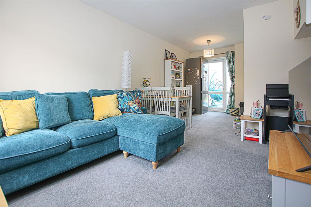 Property photo 2 of 18 Img_3830.Jpg