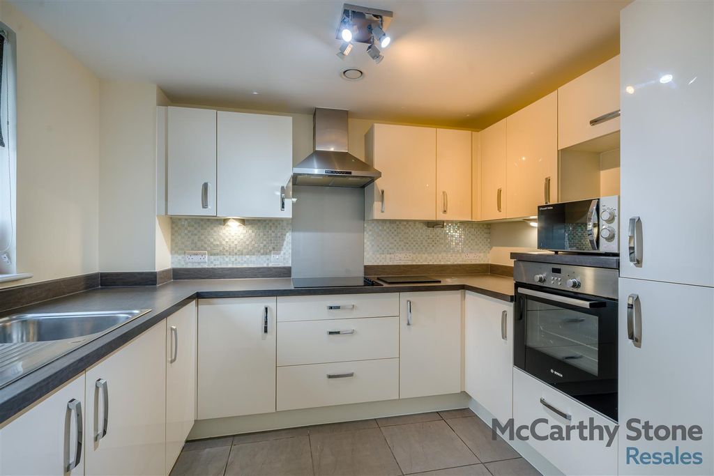 Additional image 6 of 1 bed flat for saleCrocus Court, Station Road, Poulton-Le-Fylde FY6