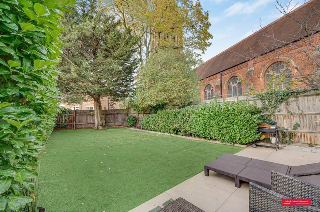 Property photo 3 of 17 Picture No. 51