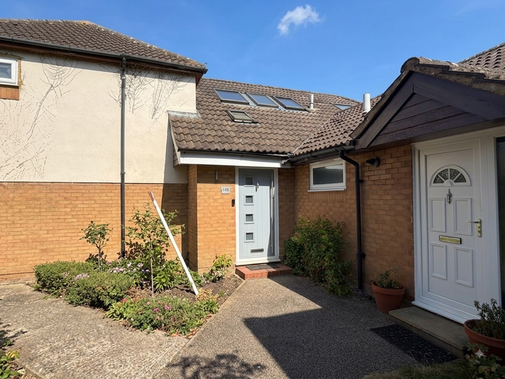 Property photo 1 of 12