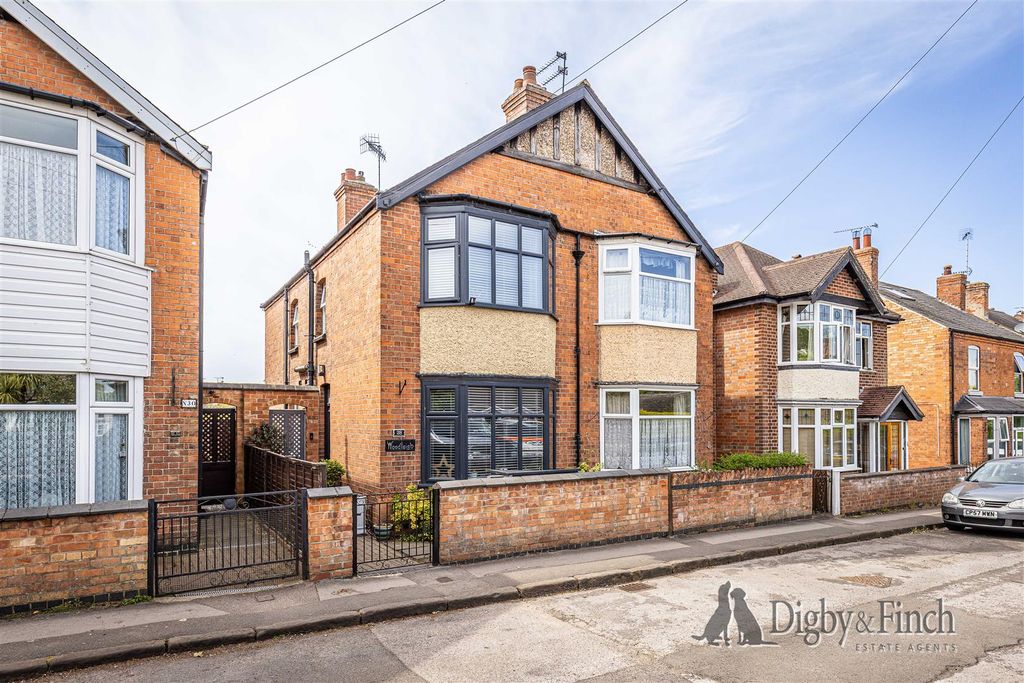 Property photo 1 of 23