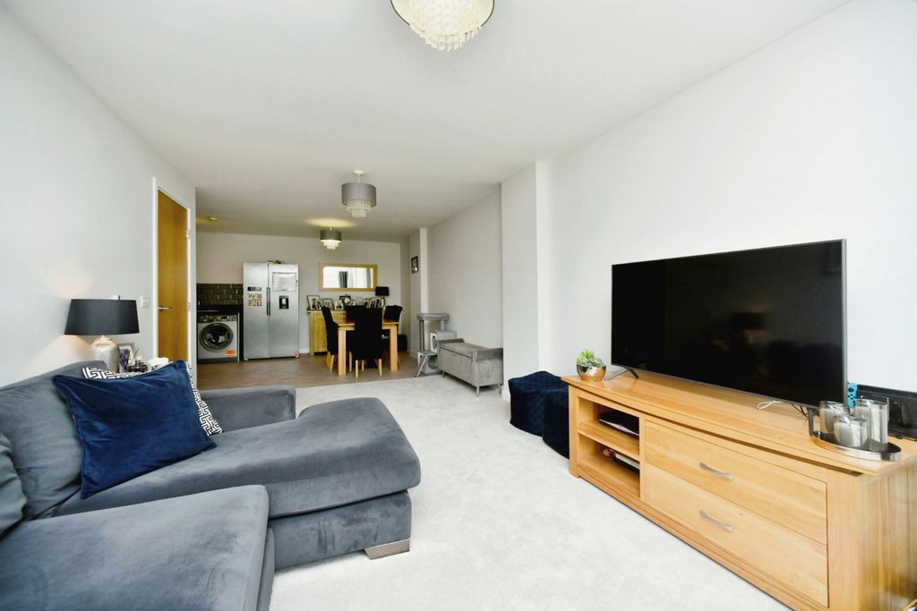Property photo 3 of 15 Living Room