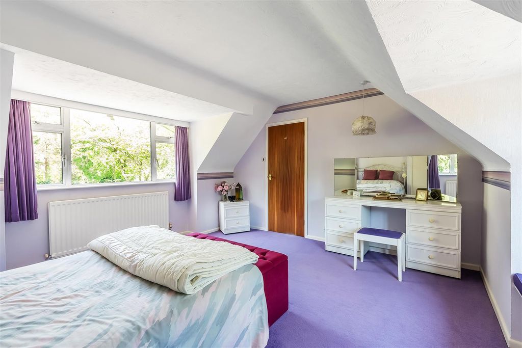 Additional image 20 of 3 bed detached house for saleWoodhurst Park, Oxted RH8