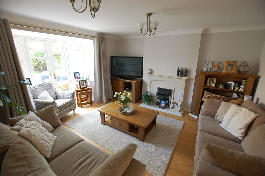 Property photo 3 of 21 Picture No. 19
