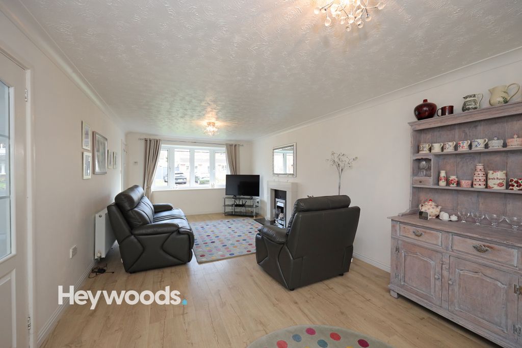 Property photo 3 of 40 0F1A8036 - Copy - Copy