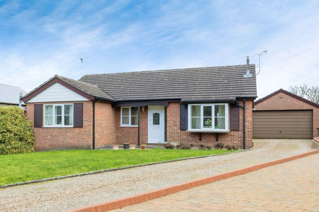 Property photo 1 of 16