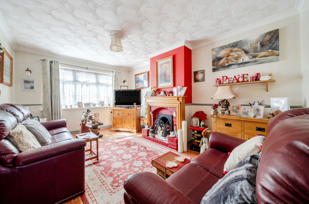 Property photo 2 of 13 1452881-1-69Fcb8F...