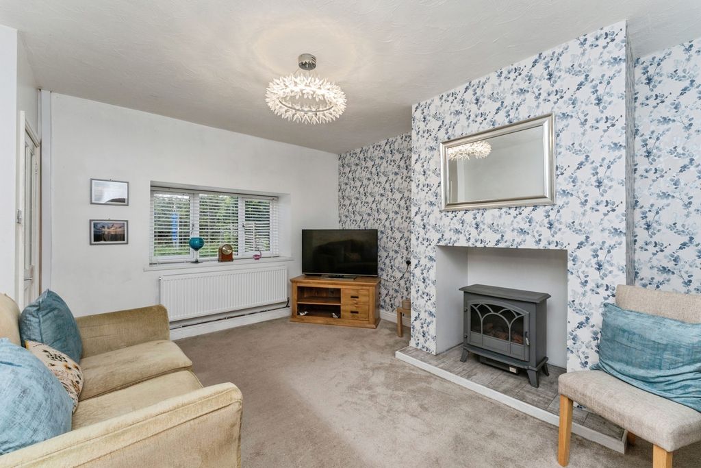 Property photo 2 of 20 Pbox-Img.Jpg