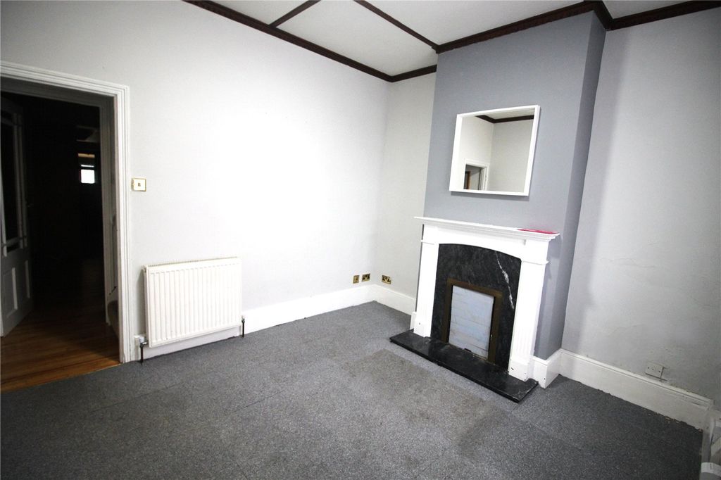 Property photo 2 of 12 Picture No. 06