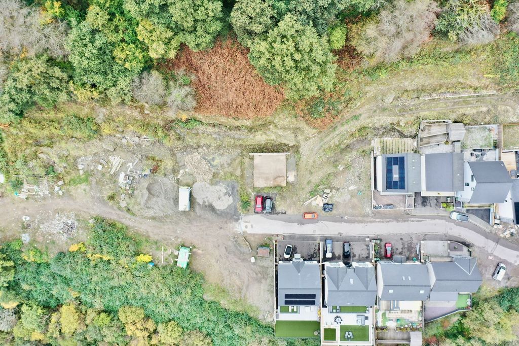 Additional image 4 of Property for saleThe Glade, Blackwood NP12