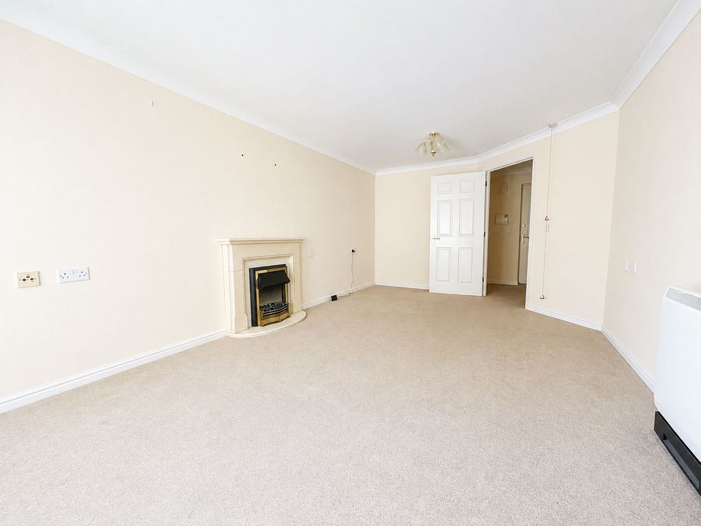 Property photo 3 of 6