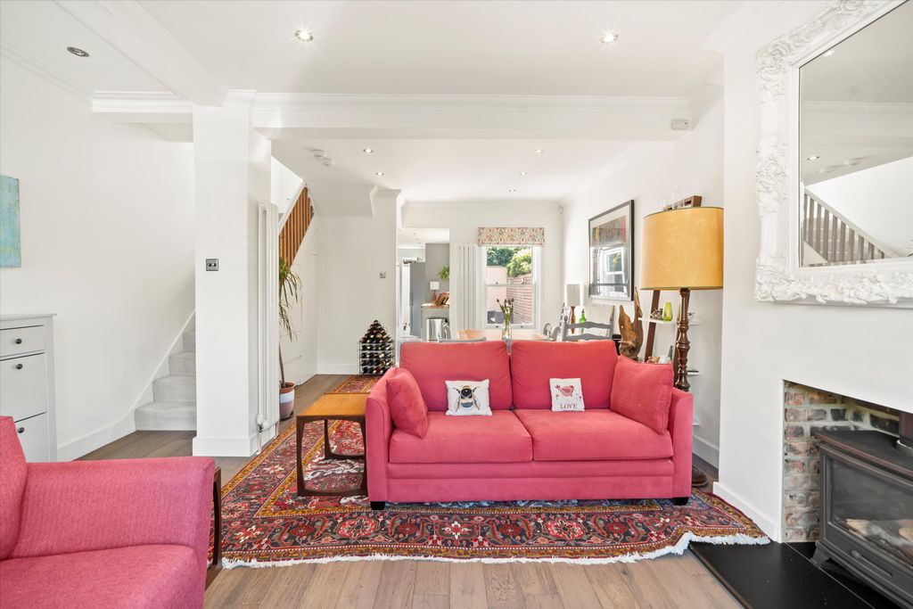Property photo 3 of 13 Image