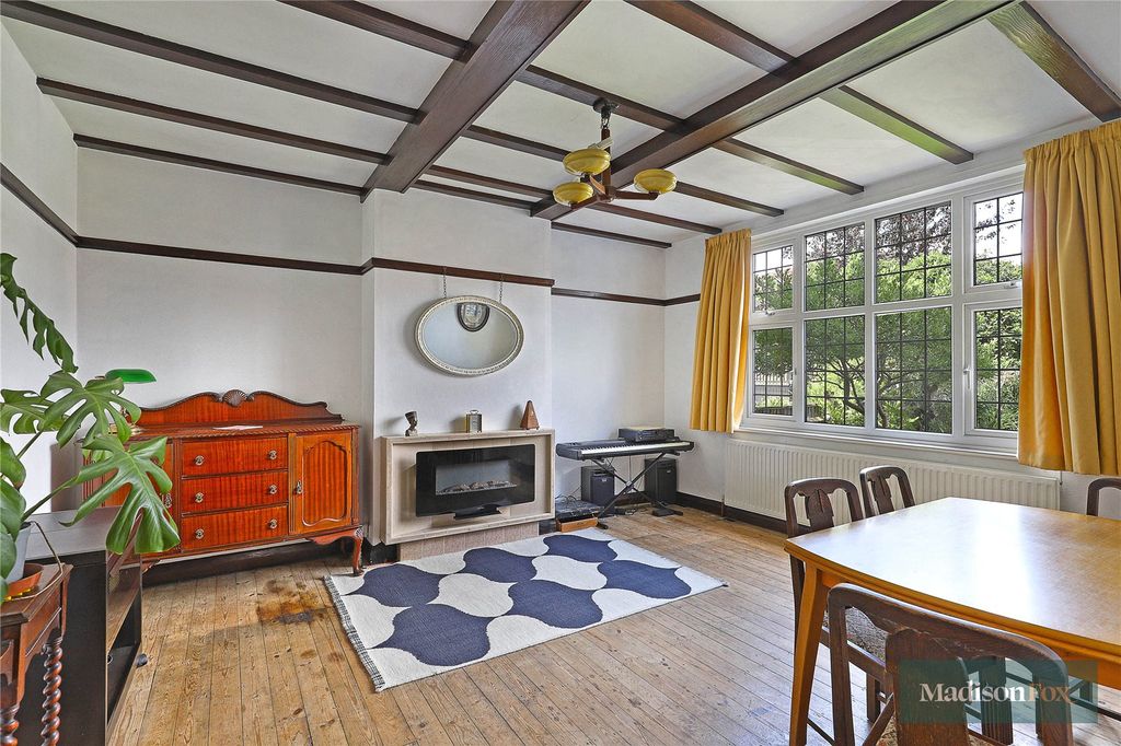 Property photo 2 of 34 Picture No. 65