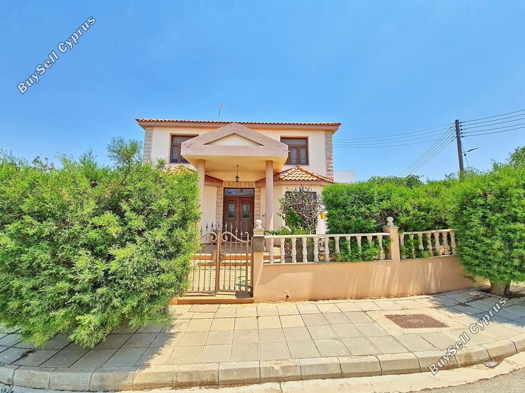 Property photo 1 of 26