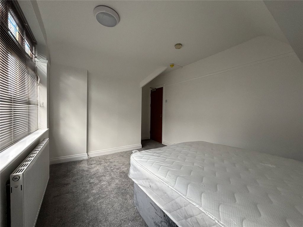 Property photo 2 of 7 Picture No. 05