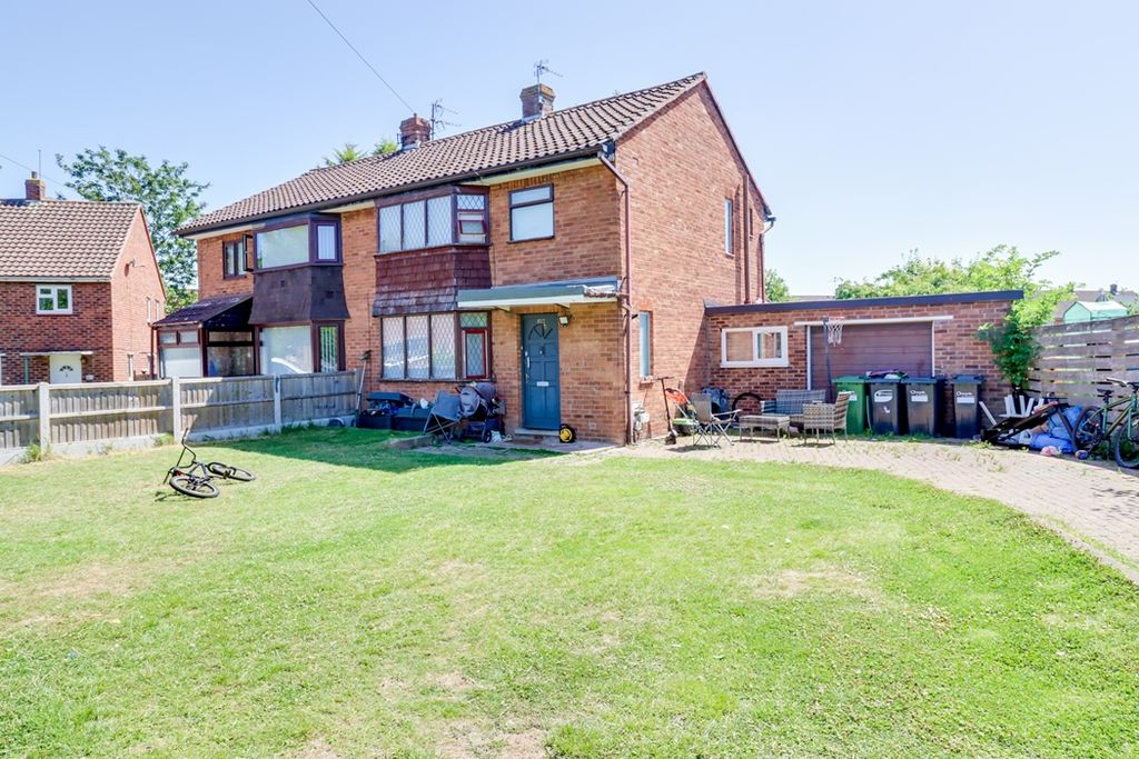 Property photo 1 of 15