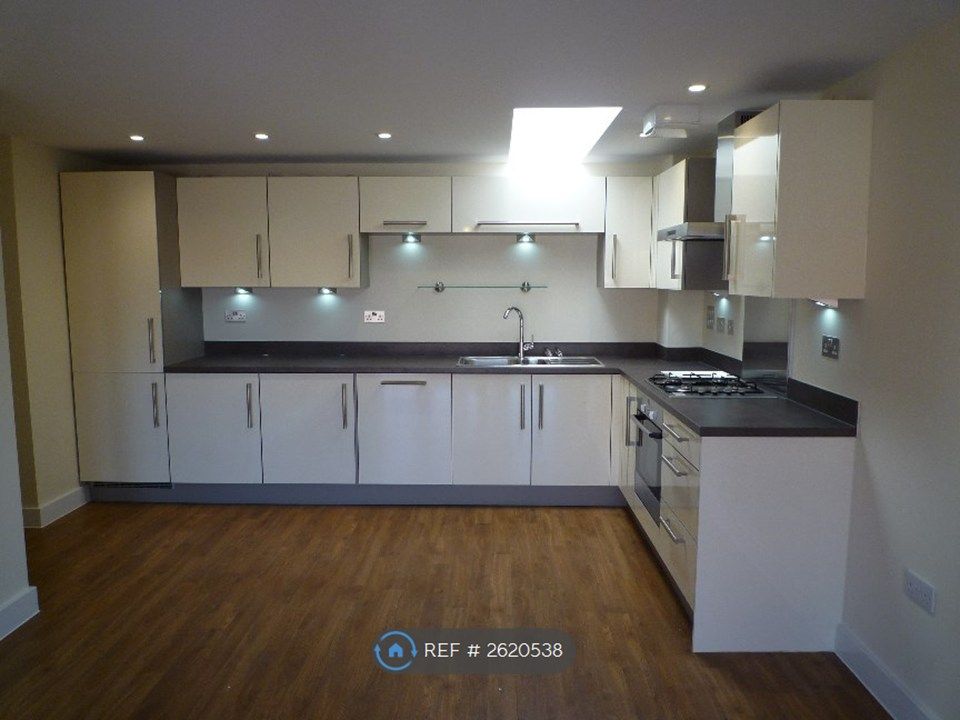 Property photo 3 of 9 Kitchen/Diner
