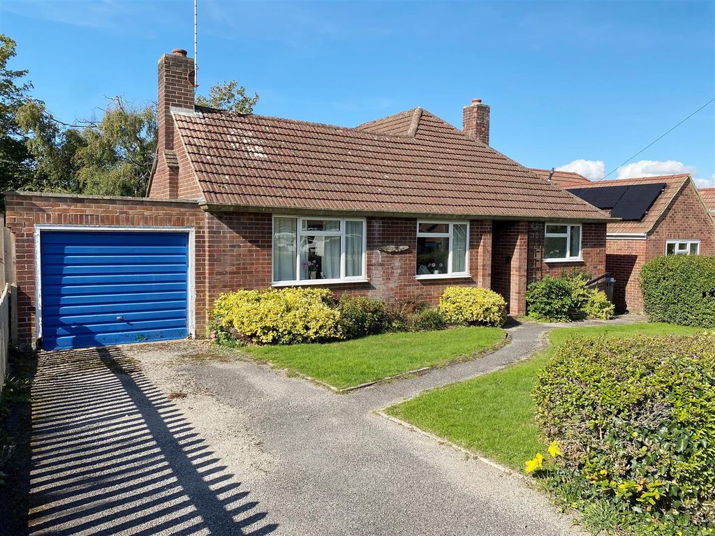 Property photo 1 of 21 1 Front.Jpeg