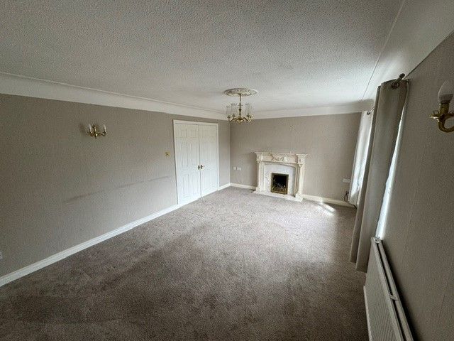 Property photo 2 of 15 Living Room