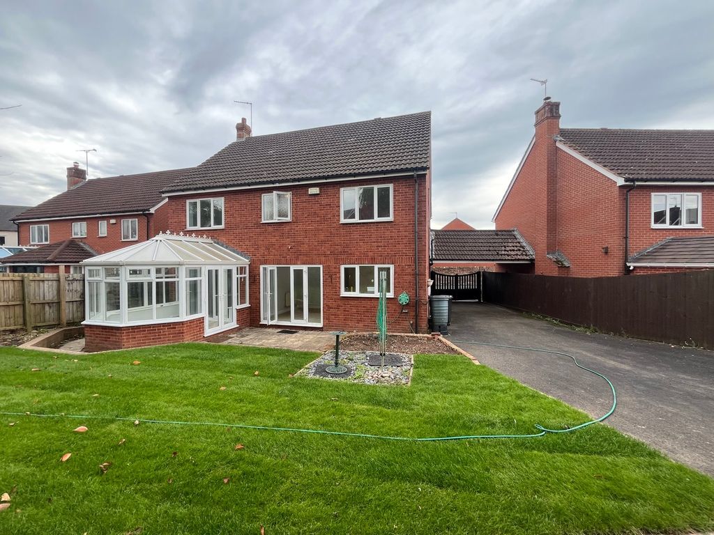 Property photo 2 of 30