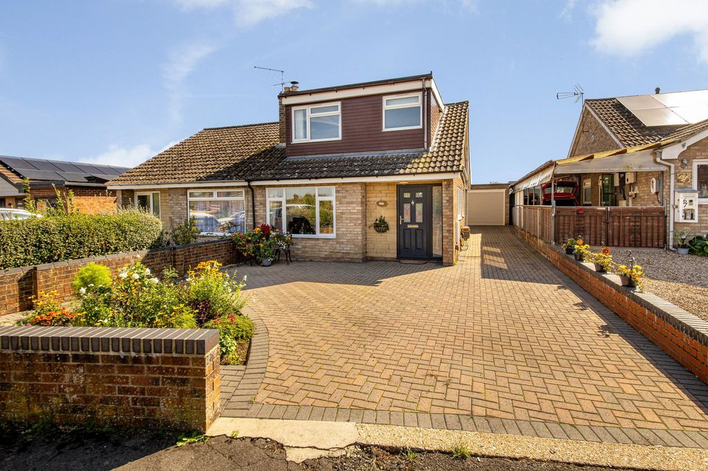 Property photo 1 of 21