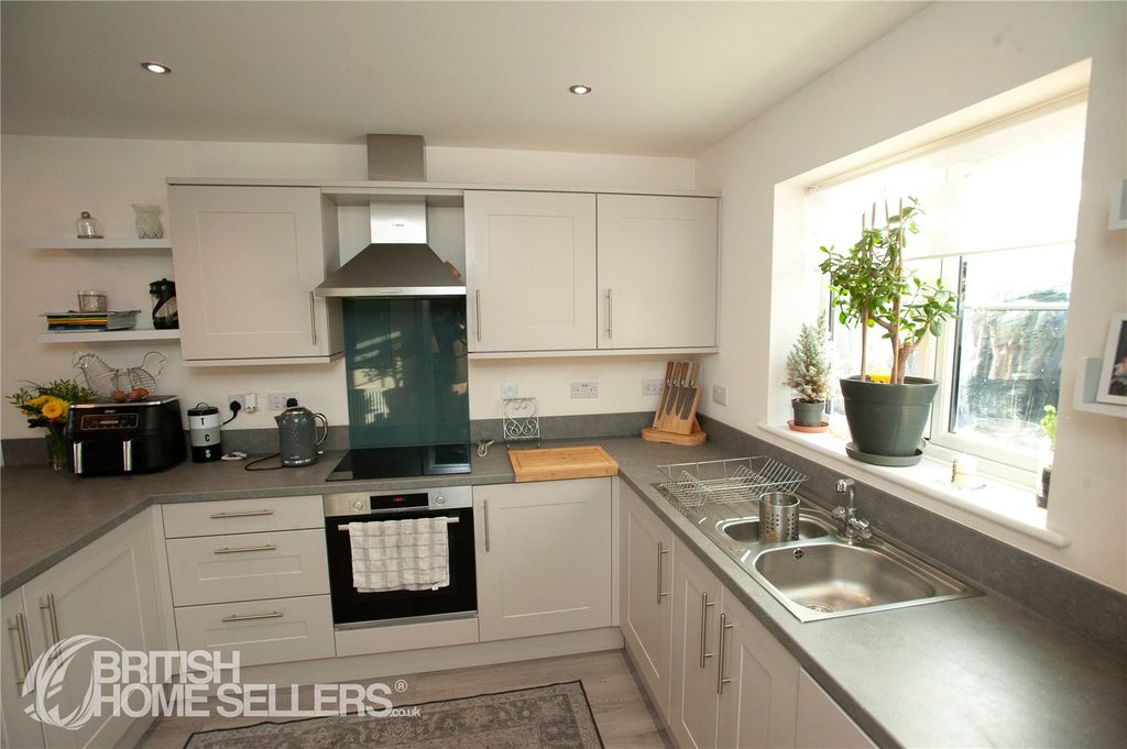 Property photo 3 of 17 Picture No. 05