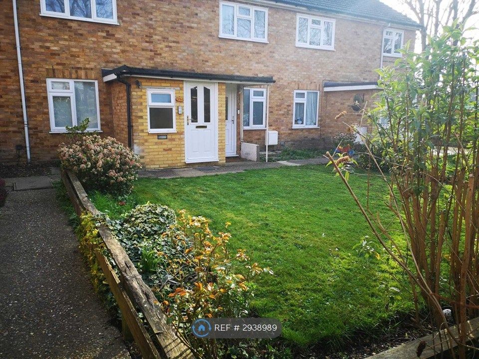 Property photo 1 of 9 Front Garden