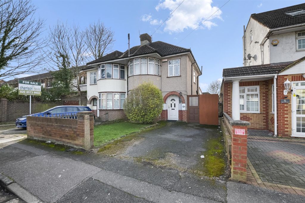 Property photo 1 of 17