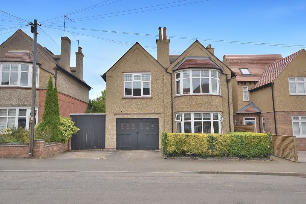 Property photo 1 of 24